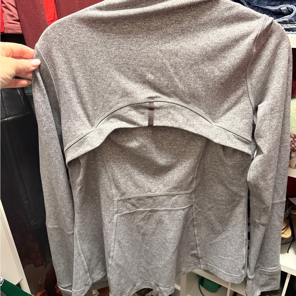 Lululemon Define jacket - Good condition - image 4